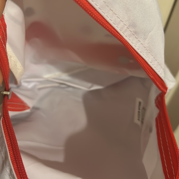 Hello kitty backpack - Picture 3 of 3